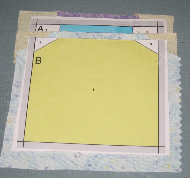 paper piecing tutorial (46).JPG
